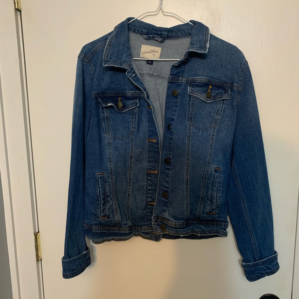 Universal Thread Women’s Blue Jean Denim Jacket Size M